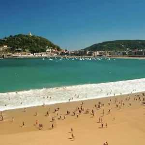  Apartamento Paradise Luxurious Apartment, Free Parking, 3 Double Rooms, 4 Beds, Terrace, Jacuzzi, New España